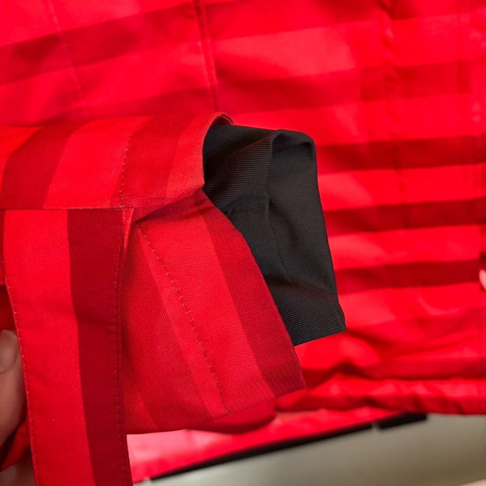 Mountain Hardwear Dry.Q Thermal Ski Jacket Women M Red Striped Insulated Snow​ - Picture 3 of 10